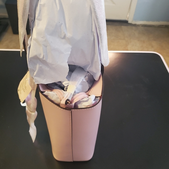 Kate Spade - Picture 3 of 5